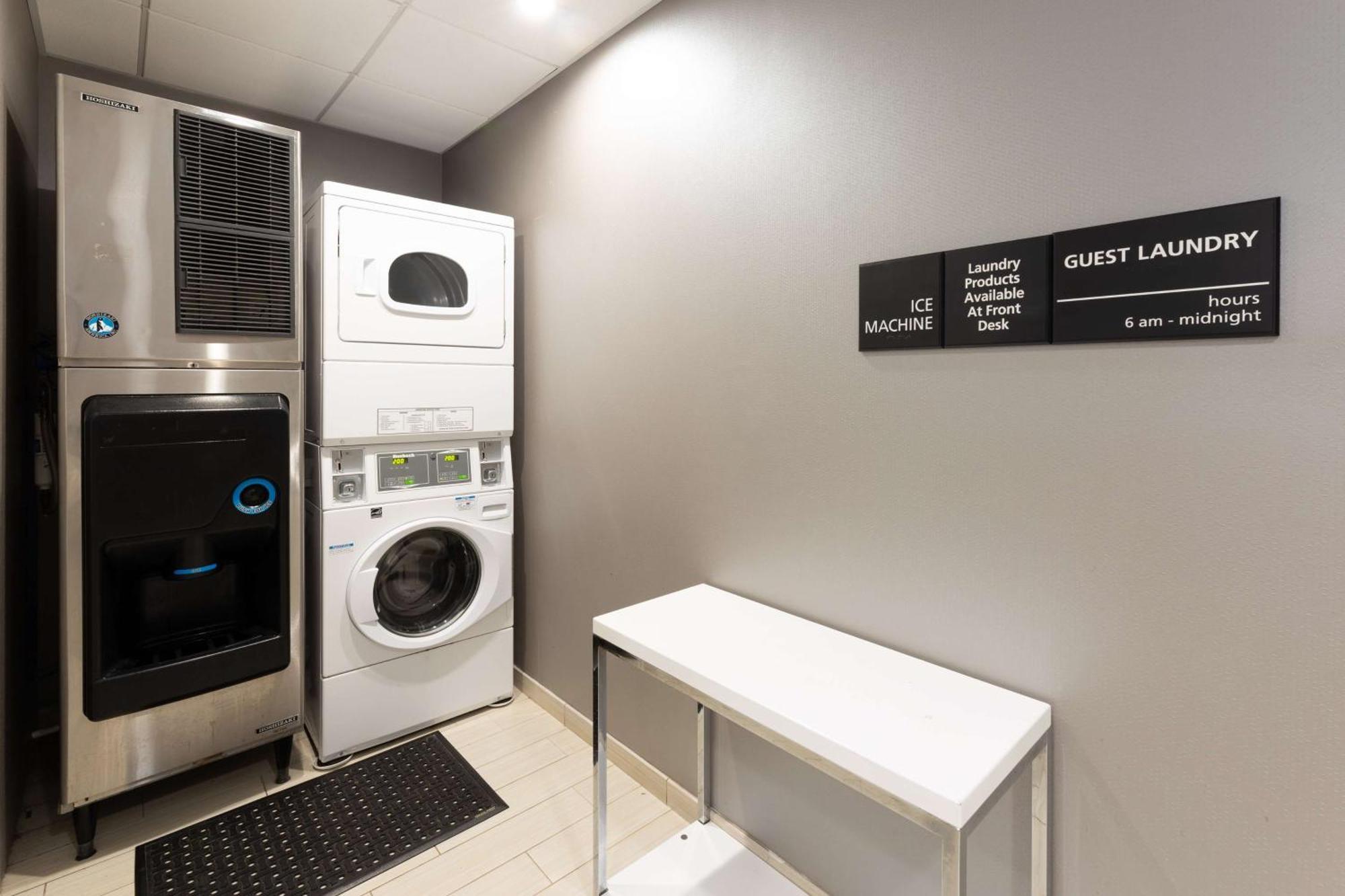 Hampton Inn Columbia I-26/Harbison Blvd Kültér fotó