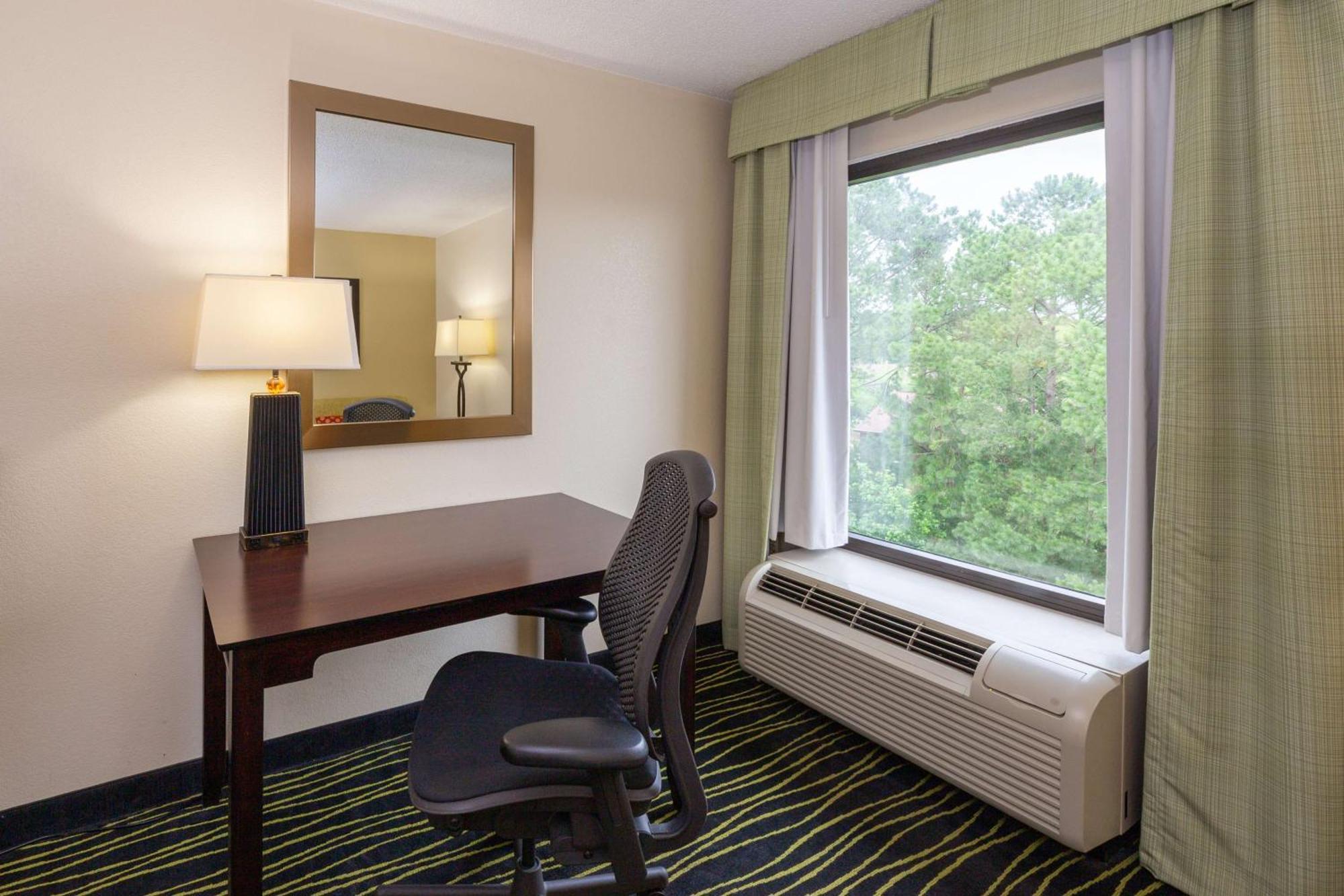 Hampton Inn Columbia I-26/Harbison Blvd Kültér fotó
